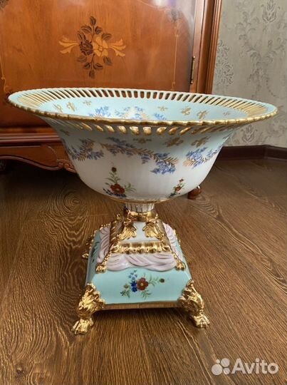 Продаются вазы