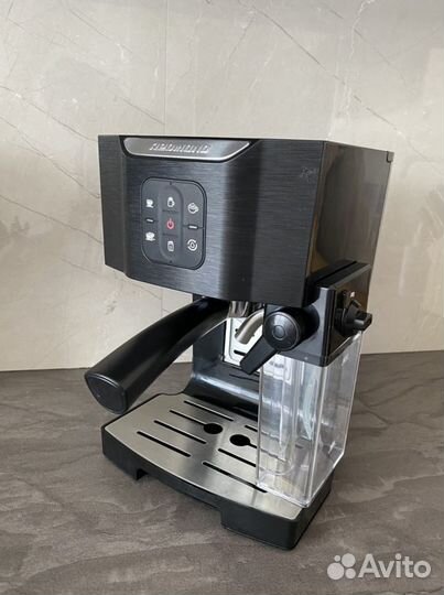 Кофеварка рожковая Redmond RCM-1512