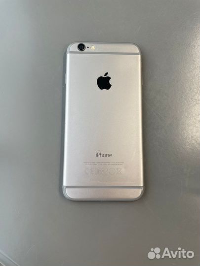 Телефон iPhone 6