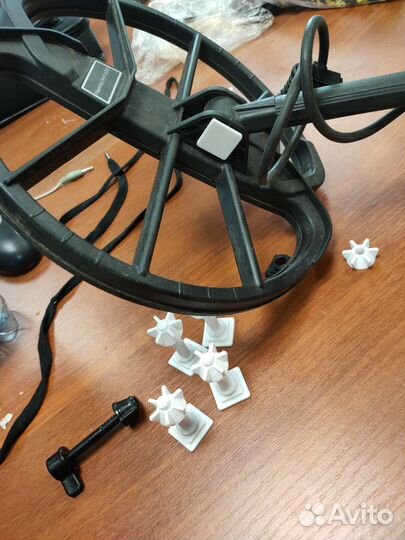 Винт катушки металлоискателя nokta makro simplex+