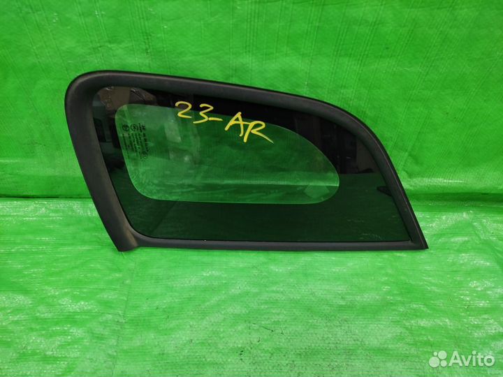 Стекло глухое прав. зад. Hyundai Tucson