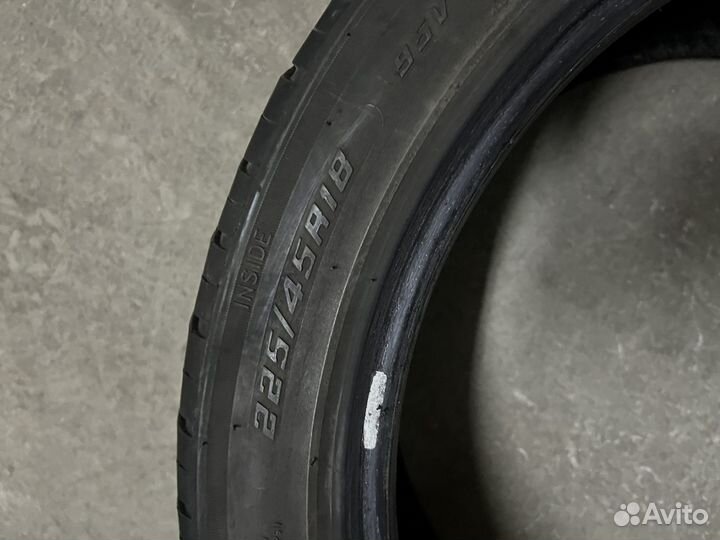 Triangle Sport ATP TR918 225/45 R18 V