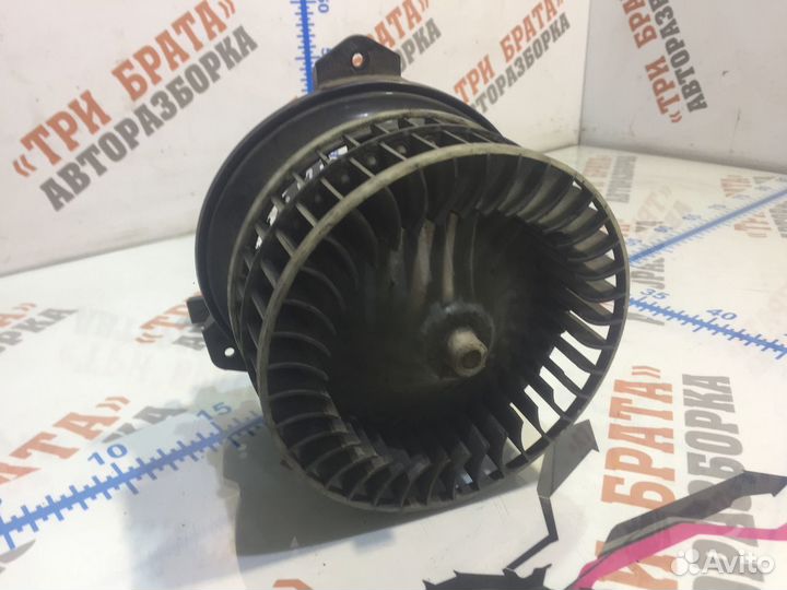 Крайслер 300M Моторчик печки