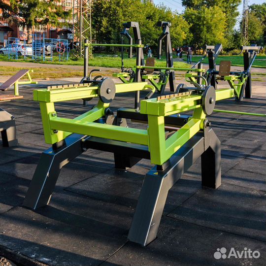 Уличный тренажер Трицепс-машина имитация отжимани