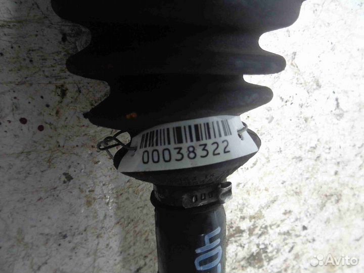 Полуось передняя R Audi A6 C6 4F0407272J