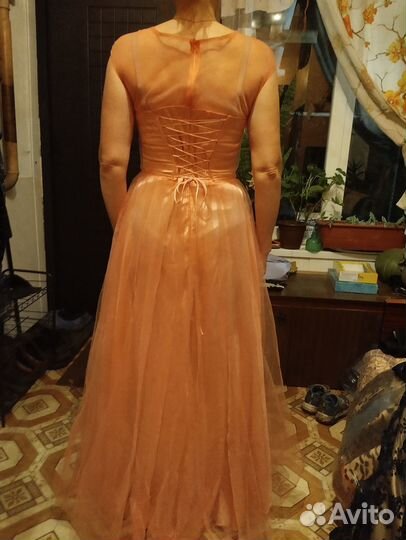Вечернее платье в пол 42 44