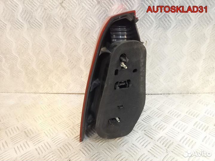 Фонарь задний правый Renault Logan 6001549148
