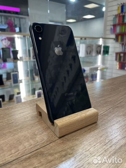 iPhone Xr, 64 ГБ