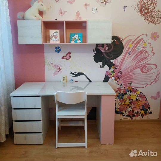 Детский письменный стол