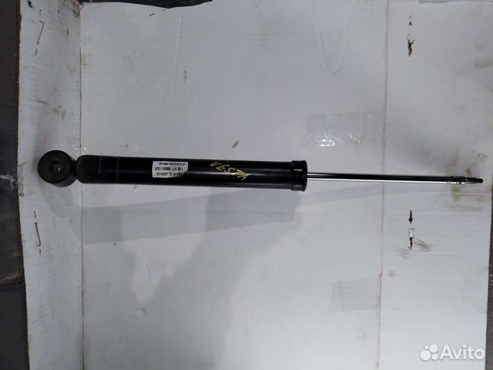 Задний амортизатор веста