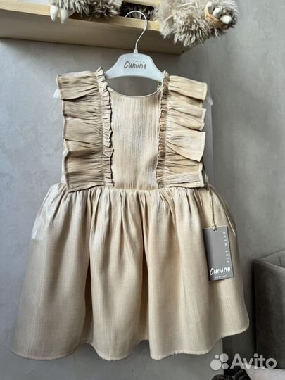 Нарядное плвтье для девочки