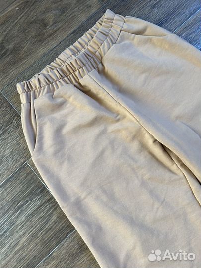 Спортивные штаны