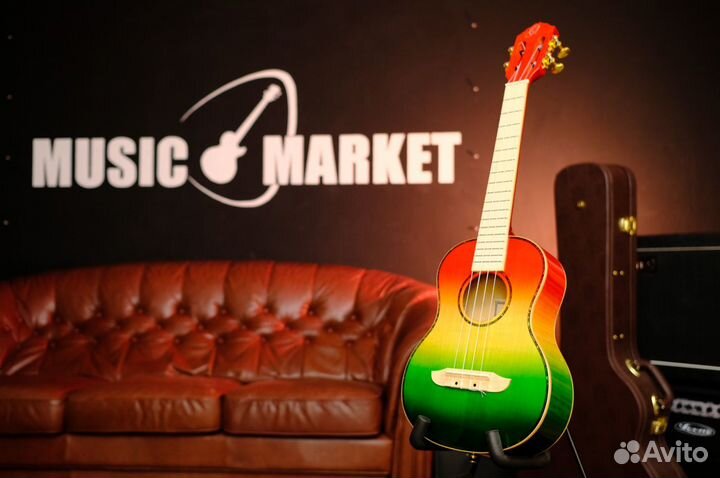 Укулеле тенор Ortega (Комплект)