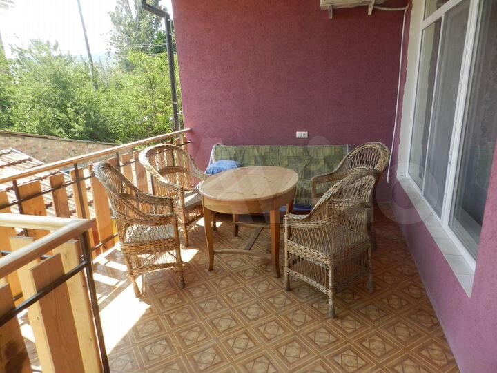 2-к. квартира, 40 м², 2/2 эт.