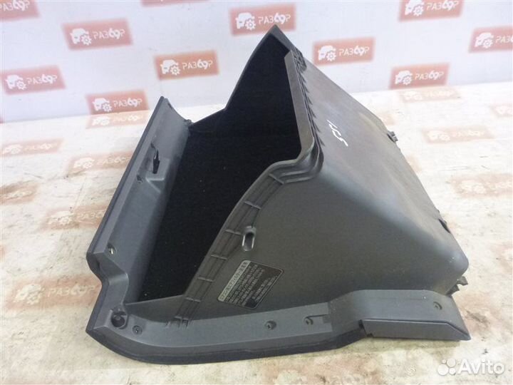 Бардачок Toyota Prius NHW20 1nzfxe 2006