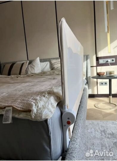 Защитный бортик для взрослой кровати