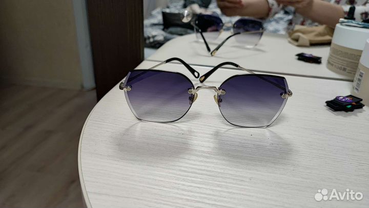 Солнцезащитные очки