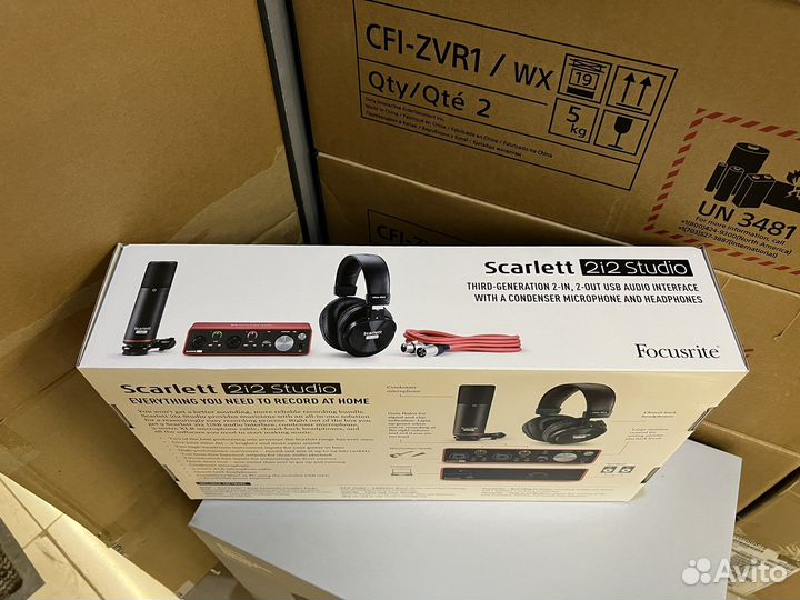 Focusrite Scarlett 2i2 Studio 3rd Gen Звукозапись