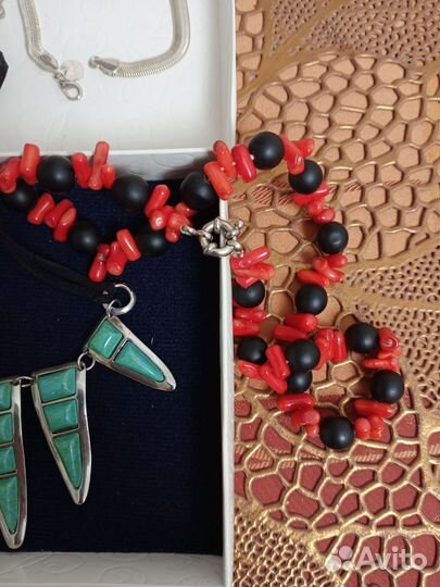 Колье, бусы, браслет