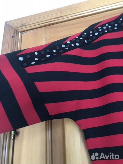 Новая женская немецкая футболка 50размер