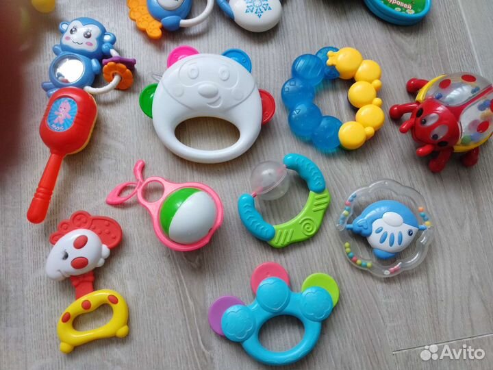 Игрушки для малышей, детские развивающие игрушки