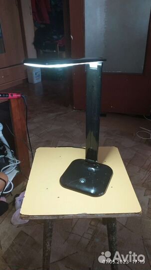 Лампа настольная