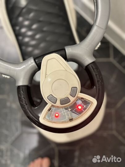 Детская машинка каталка с ручкой