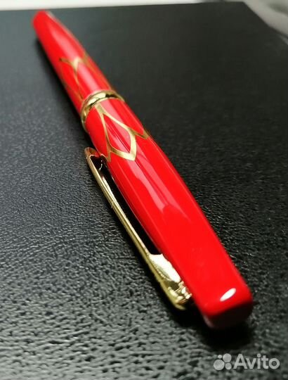 Перьевая ручка металлическая