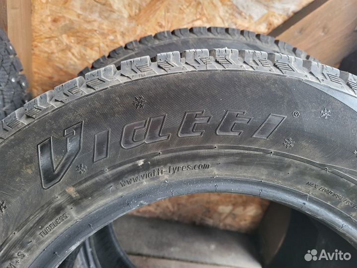 Viatti Bosco Nordico V-523 235/65 R17