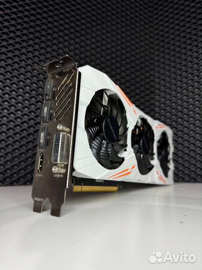 Видеокарта Gigabyte GTX 1080 Ti gaming OC 11 GB +