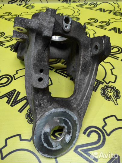 Цапфа (поворотный кулак) задняя левая Bmw X5 E70