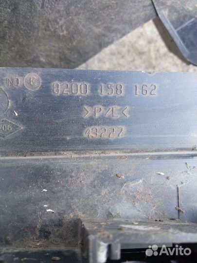 Renault Megane 2 Renault Scenic 2 кронштейн фары