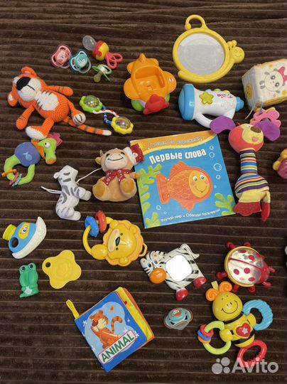 Игрушки пакетом для малышей