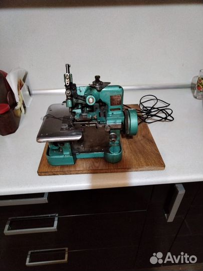 Оверлок промышленный 51 кл