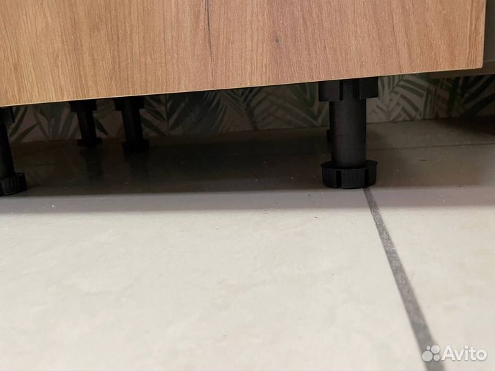 Кухонный гарнитур готовый