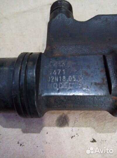 Форсунка топливная Isuzu Forward FRD34K4 6HK1 2000