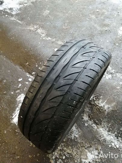 Bridgestone Potenza RE002 Adrenalin 205/55 R16