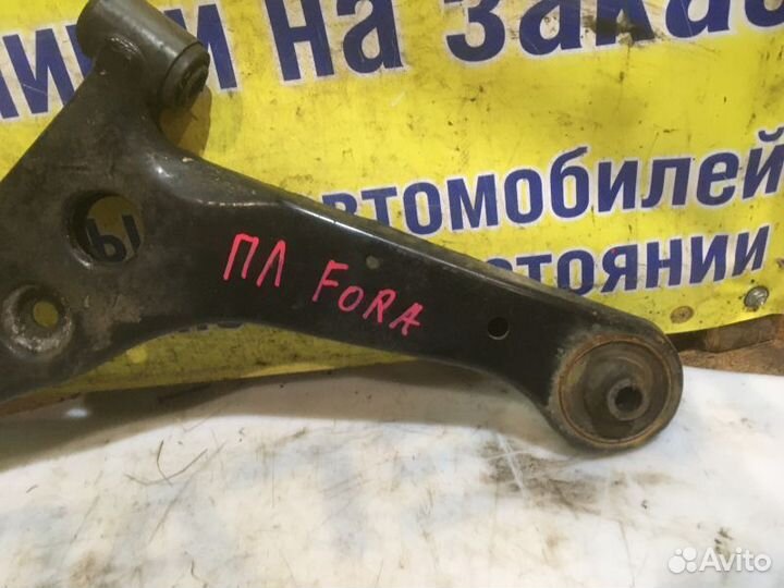 Рычаг передний левый Chery Fora (A21)