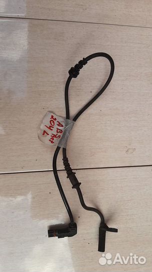 Датчик ABS Mercedes C-Class W204