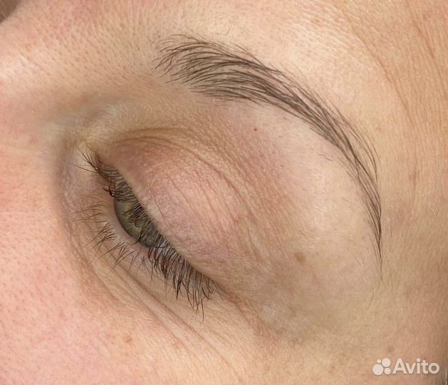 Микроблейдинг бровей