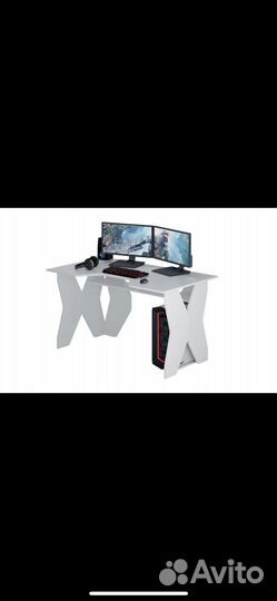 Стол компьютерный