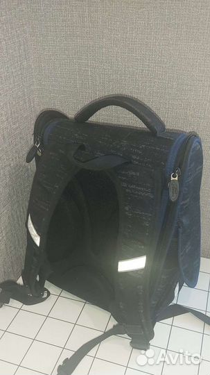 Школьный рюкзак