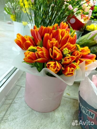 Предзаказ тюльпанов к 8 марта Новый Уренгой