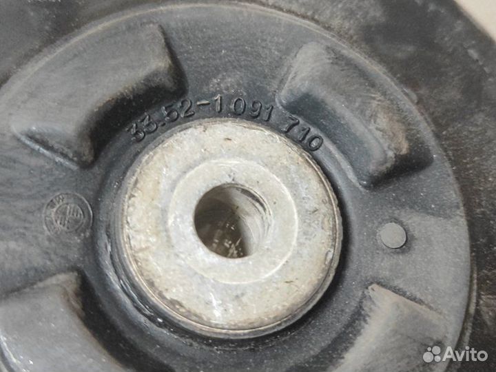 Опора стойки задняя Bmw 535I E39 M62B35 1997