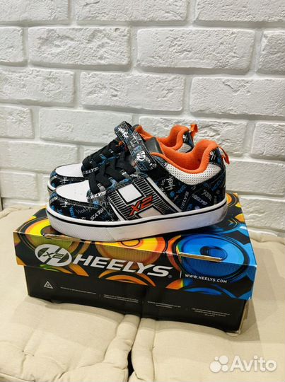 Кроссовки heelys