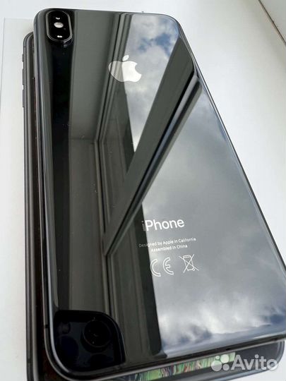 iPhone xs max 256 gb space gray