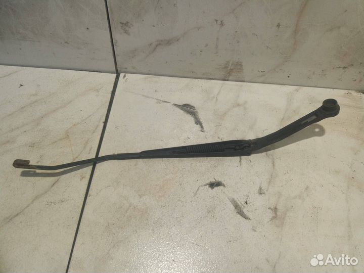 Поводок стеклоочистителя левый Mazda 6 GG 2005