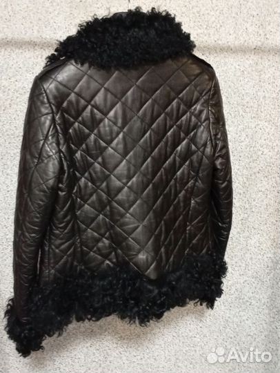 Дубленка натуральная женская короткая