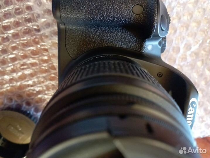 Зеркальный фотоаппарат