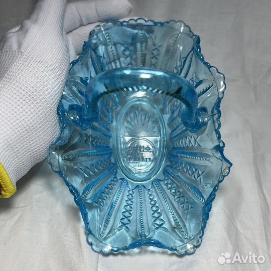 Старинная вазочка корзиночка отъ М.Ф. на 10 летъ